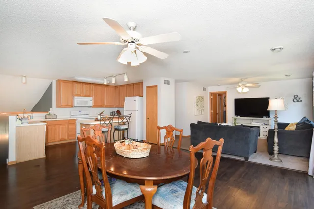 $276,000 | 343 Heritage Trail, Circle Pines, MN 55014