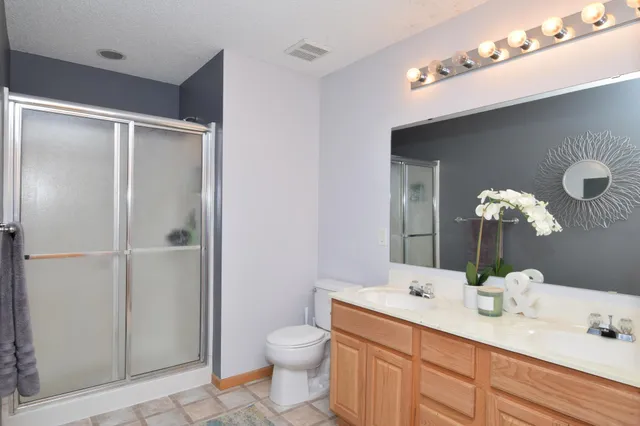 $276,000 | 343 Heritage Trail, Circle Pines, MN 55014