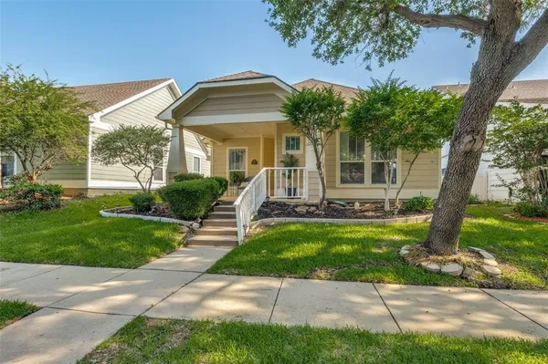 $1,900 | 1375 Kingston Place, Providence Village, TX 76227