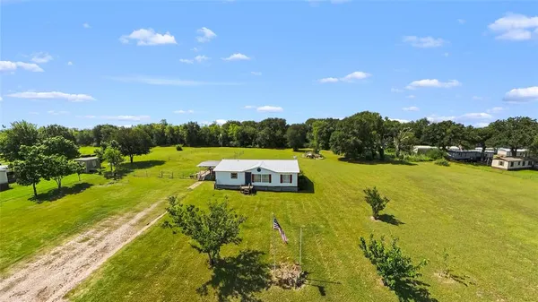 $290,000 | 1501 Northwest 2nd Street, Kerens, TX 75144