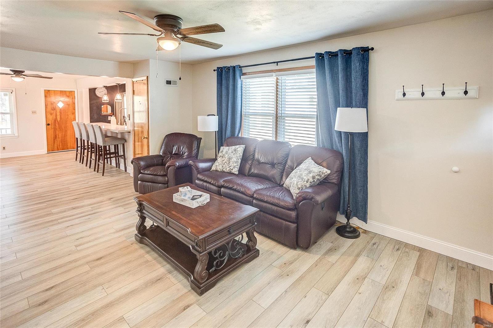 405 South Central Avenue Roxana, IL 62084 - Photo 13 of 27 Gallery Image 13