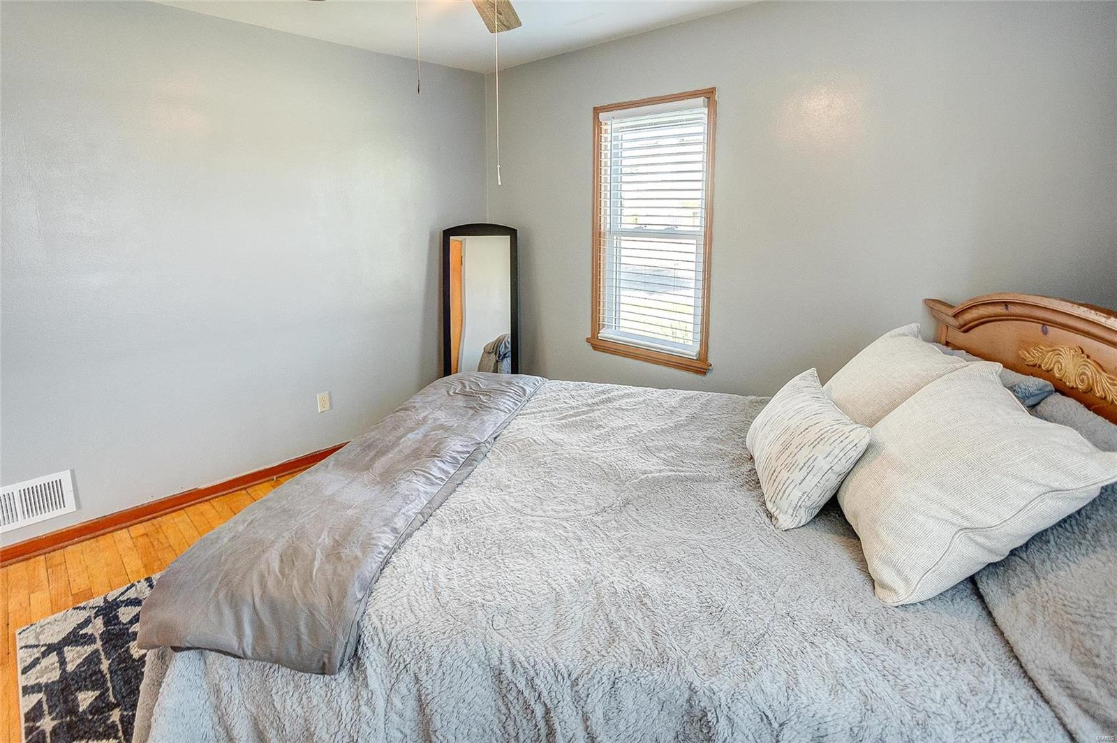 405 South Central Avenue Roxana, IL 62084 - Photo 15 of 27 Gallery Image 15