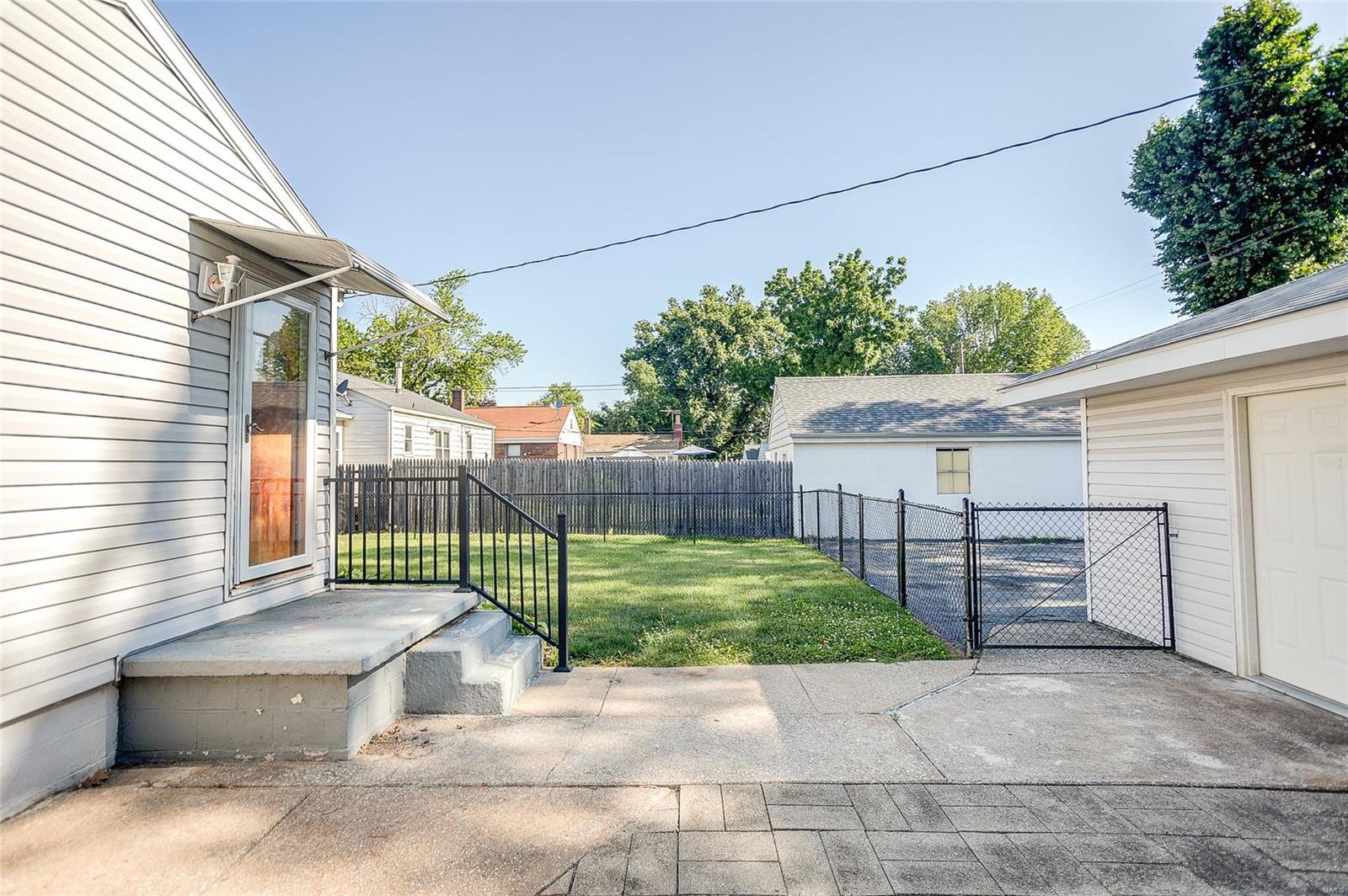 405 South Central Avenue Roxana, IL 62084 - Photo 22 of 27 Gallery Image 22