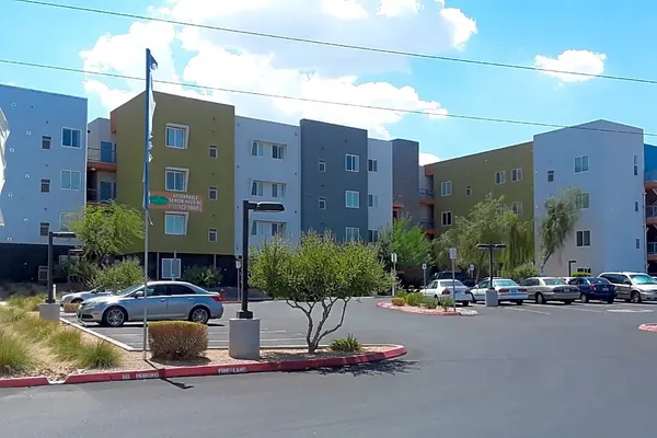 $1,002 | 511 College Drive, Henderson, NV 89015