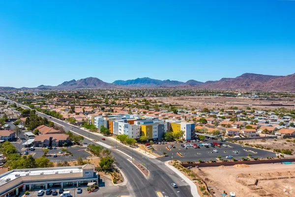 $1,002 | 511 College Drive, Henderson, NV 89015