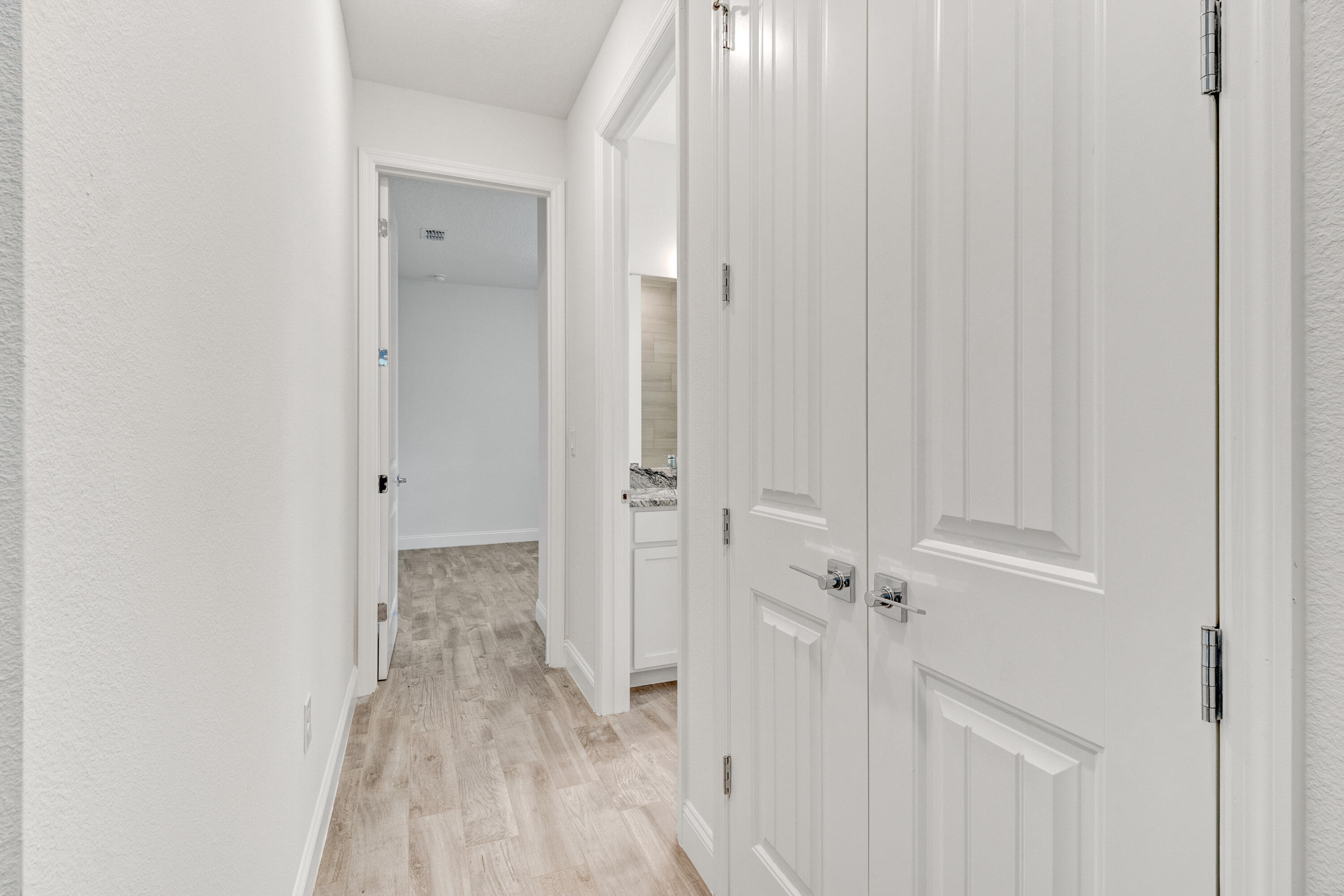 584 Octavius Road Southwest Palm Bay, FL 32908 - Photo 17 of 30 wooden floor in a gallery