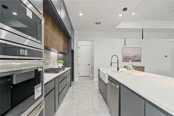 $465,000 | 4014 Talbot Drive, Corpus Christi, TX 78414