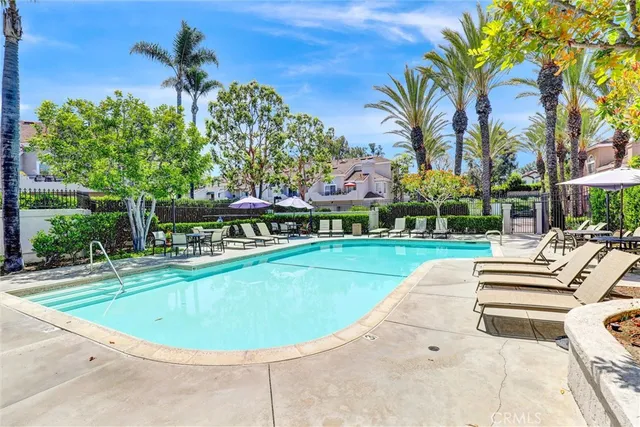 $649,900 | 25072 Leucadia Street, Unit E, Laguna Niguel, CA 92677