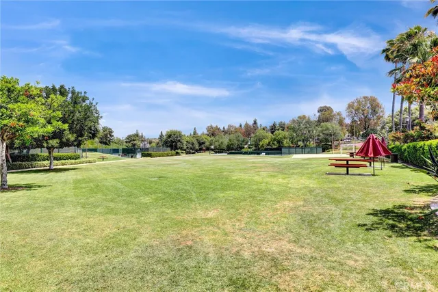 $649,900 | 25072 Leucadia Street, Unit E, Laguna Niguel, CA 92677