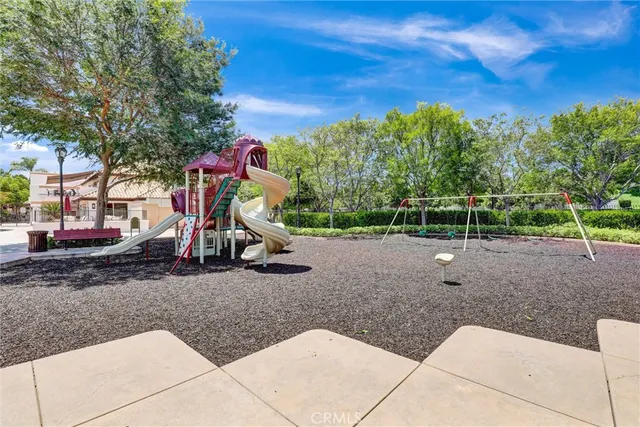 $649,900 | 25072 Leucadia Street, Unit E, Laguna Niguel, CA 92677