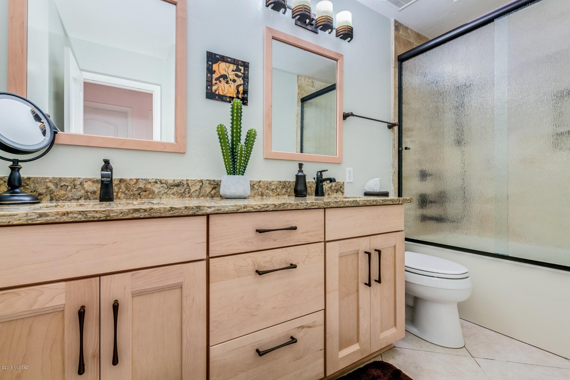 6831 West Rifle Way Tucson, AZ 85743 - Photo 15 of 17