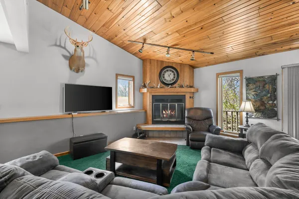 $549,900 | 3810 County Road CH, Dodgeville, WI 53533