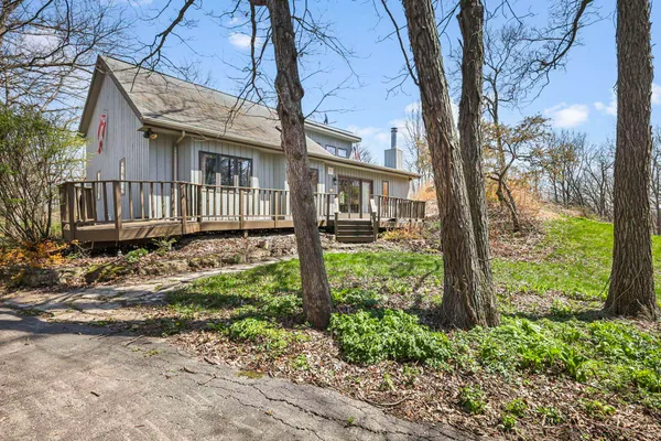 $549,900 | 3810 County Road CH, Dodgeville, WI 53533