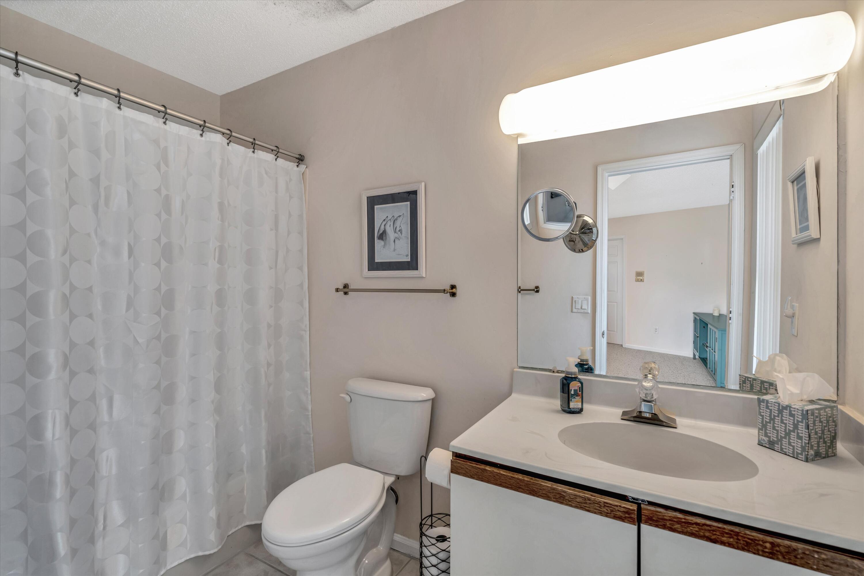 22 Moreno Point Road, Unit 1 Destin, FL 32541 - Photo 24 of 36 Gallery Image 24