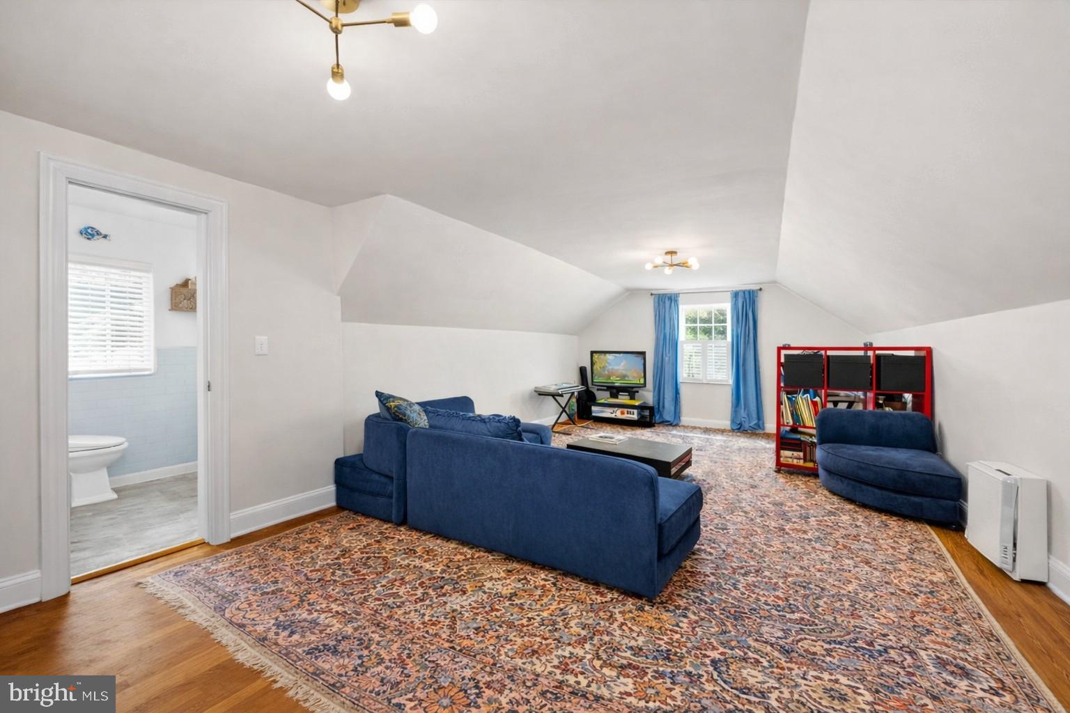 9919 Old Georgetown Road Bethesda, MD 20814 - Photo 14 of 34 Light‑filled upper level suite.