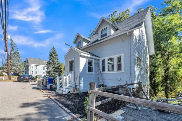 $429,900 | 222 South Main Street, Hopedale, MA 01747