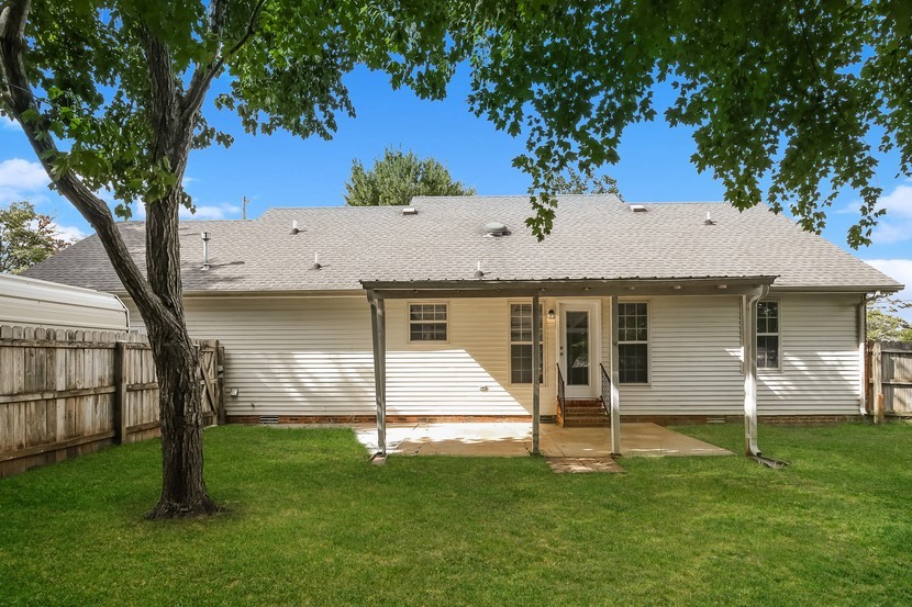 2319 Centertree Drive Murfreesboro, TN 37128 - Photo 11 of 16