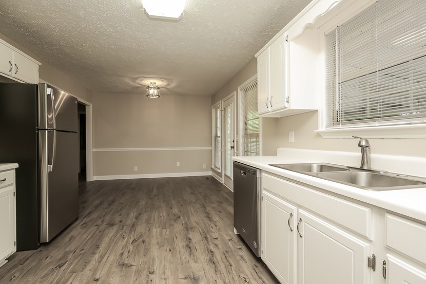 2319 Centertree Drive Murfreesboro, TN 37128 - Photo 5 of 16