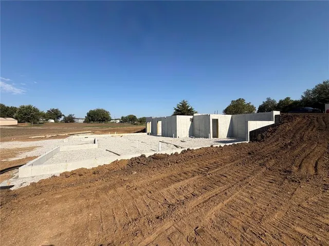 $1,395,950 | 31404 Davenport Road, Drexel, MO 64742