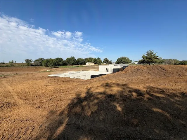 $1,395,950 | 31404 Davenport Road, Drexel, MO 64742