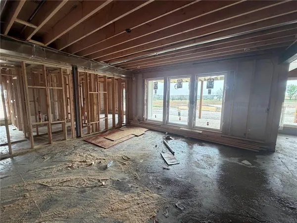 $1,395,950 | 31404 Davenport Road, Drexel, MO 64742