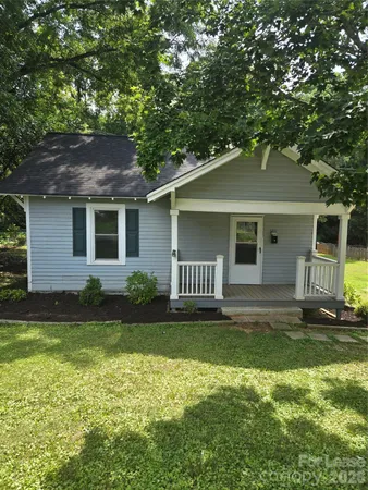 $1,200 | 1211 North Main Street, Lowell, NC 28098