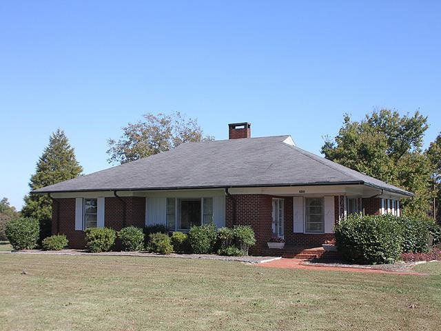 2025 Cane Mill Road Coats, NC 27521 - Photo 4 of 17 Gallery Image 4