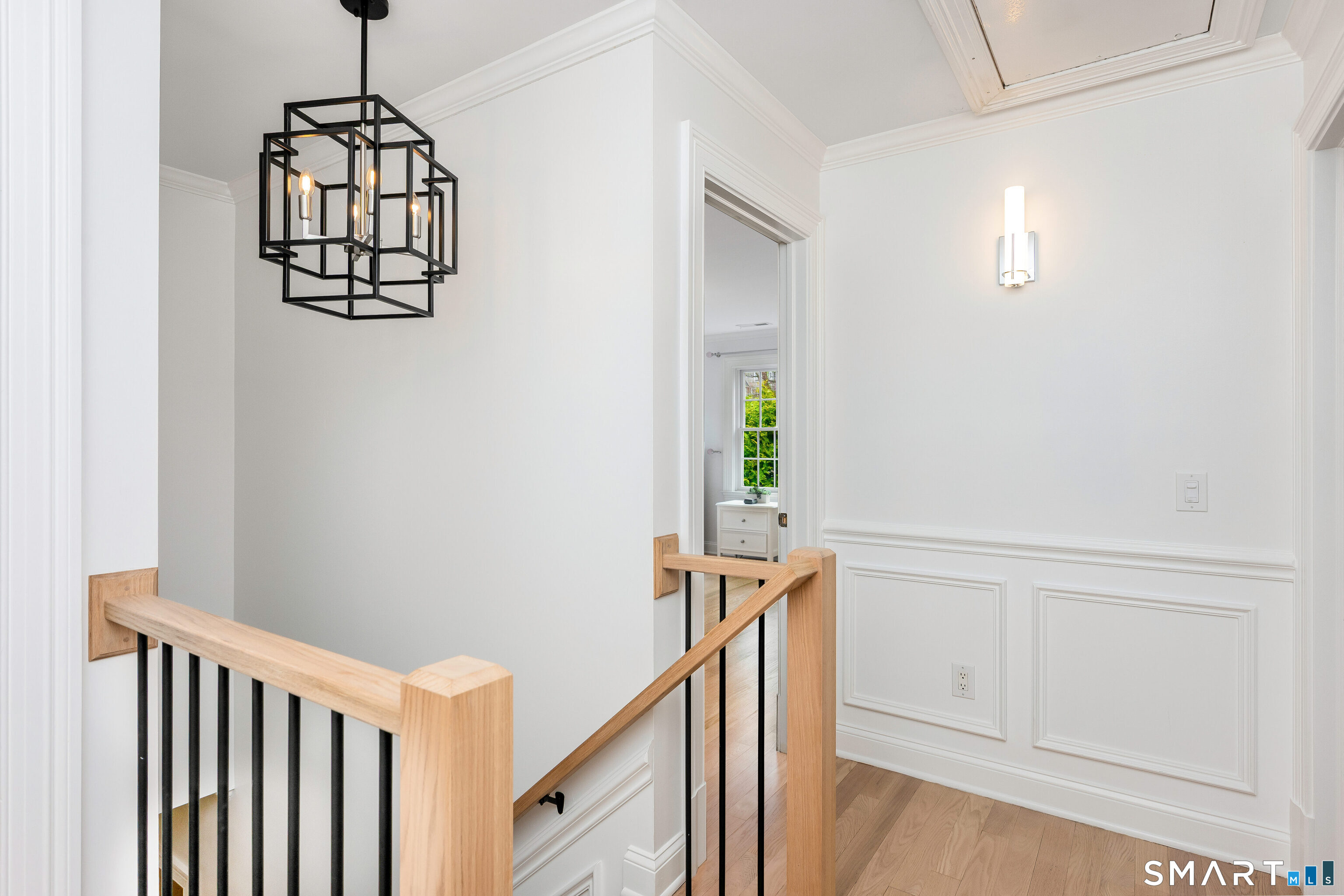 34 Intervale Road Darien, CT 06820 - Photo 12 of 36 a view of a hallway with entryway