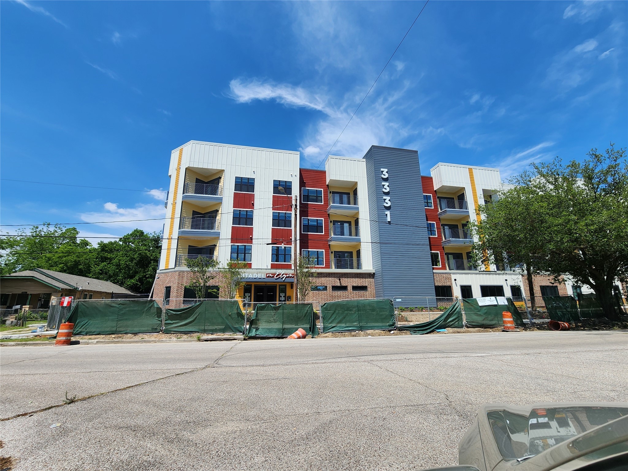 3229 Elgin Street Houston, TX 77004 - Photo 4 of 7 New construction of mixed use residential and commercial project in the next block