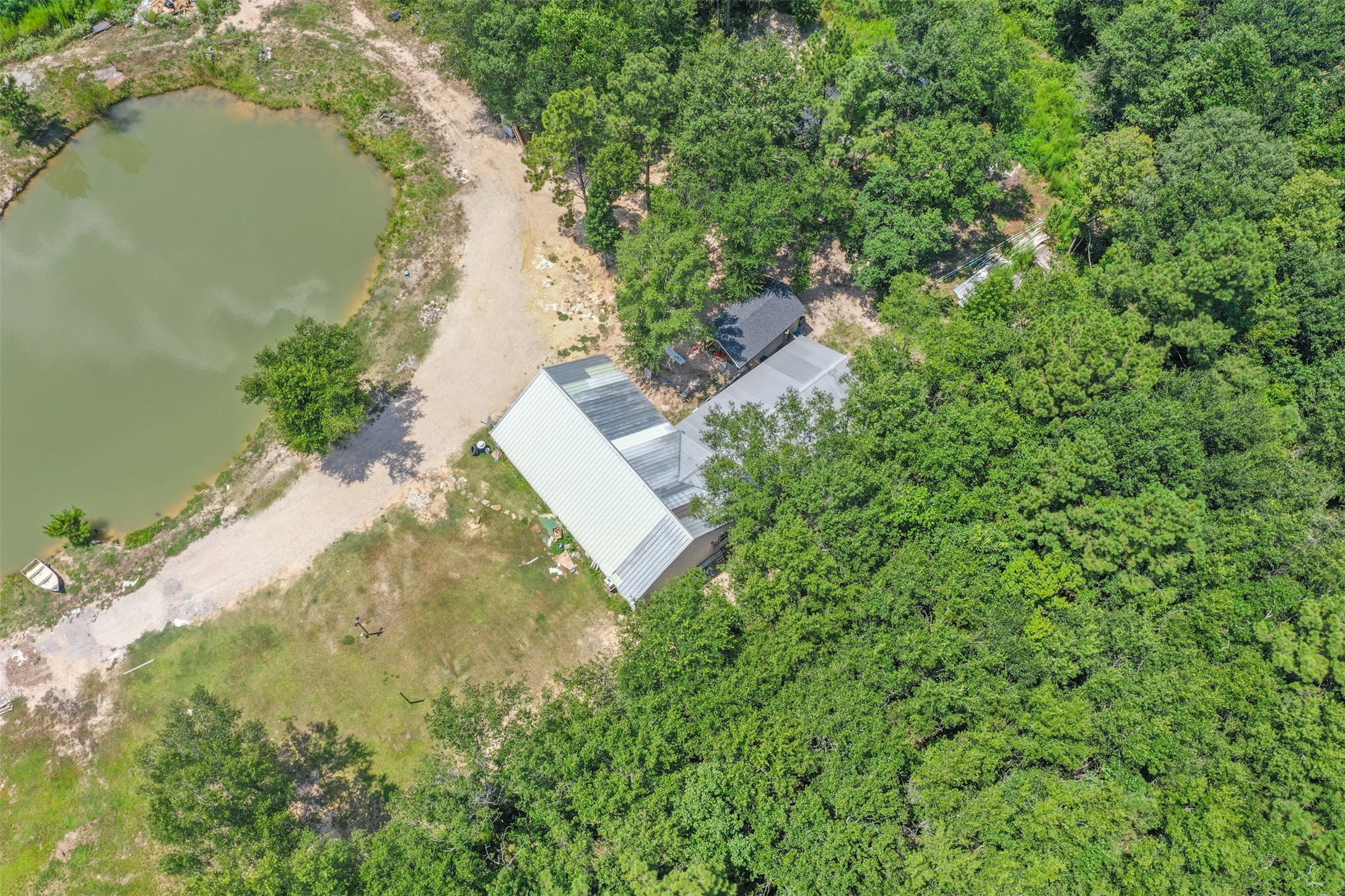 384 County Road 352 Cleveland, TX 77327 - Photo 32 of 47