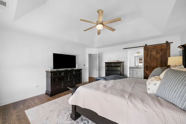 $449,900 | 1090 Drakes Cove Road South, Adams, TN 37010