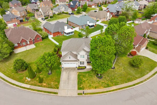$449,900 | 1090 Drakes Cove Road South, Adams, TN 37010