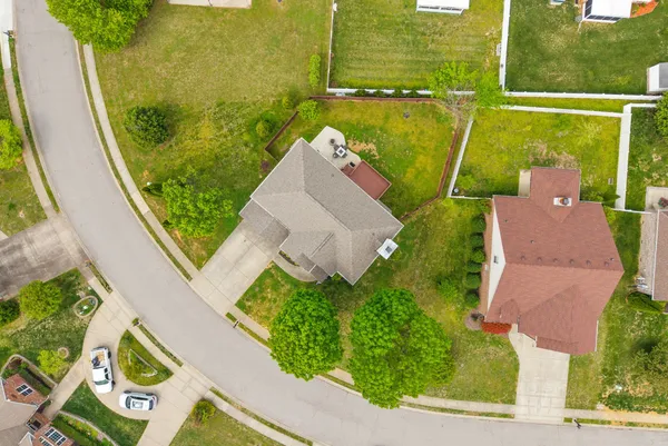 $449,900 | 1090 Drakes Cove Road South, Adams, TN 37010