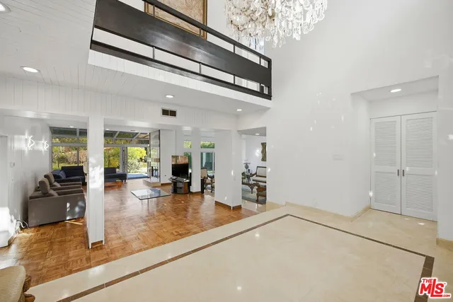 $27,500 | 2846 Royston Place, Beverly Hills, CA 90210