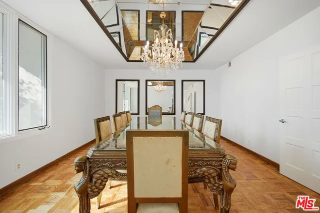 $27,500 | 2846 Royston Place, Beverly Hills, CA 90210