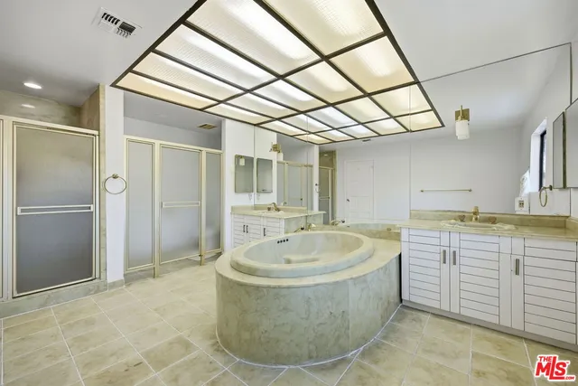 $27,500 | 2846 Royston Place, Beverly Hills, CA 90210