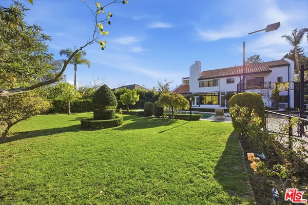 $27,500 | 2846 Royston Place, Beverly Hills, CA 90210