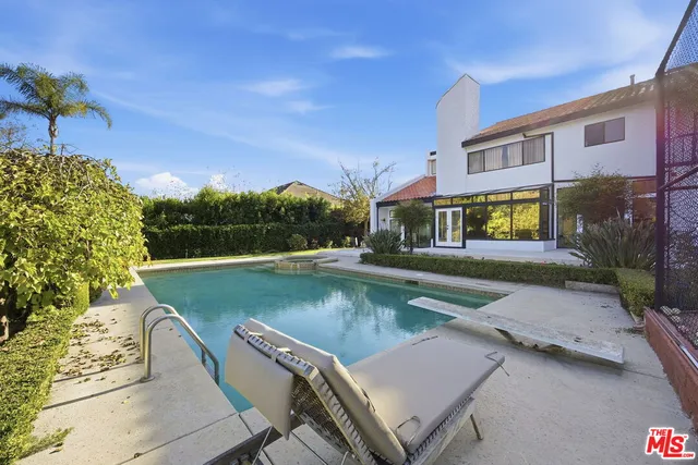 $27,500 | 2846 Royston Place, Beverly Hills, CA 90210