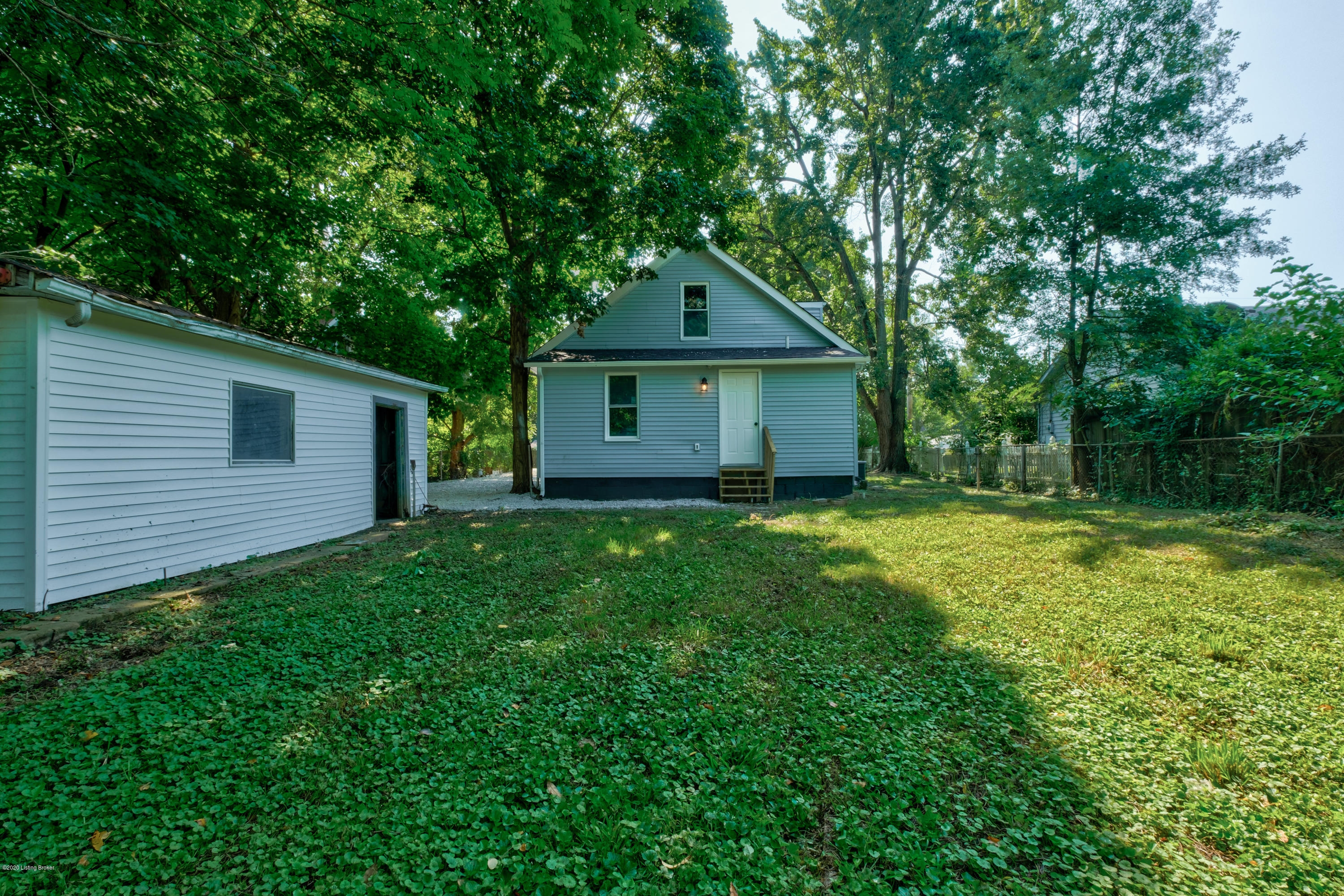 6704 Rutledge Road Louisville, KY 40258 - Photo 33 of 35 6704RutledgeRd-34