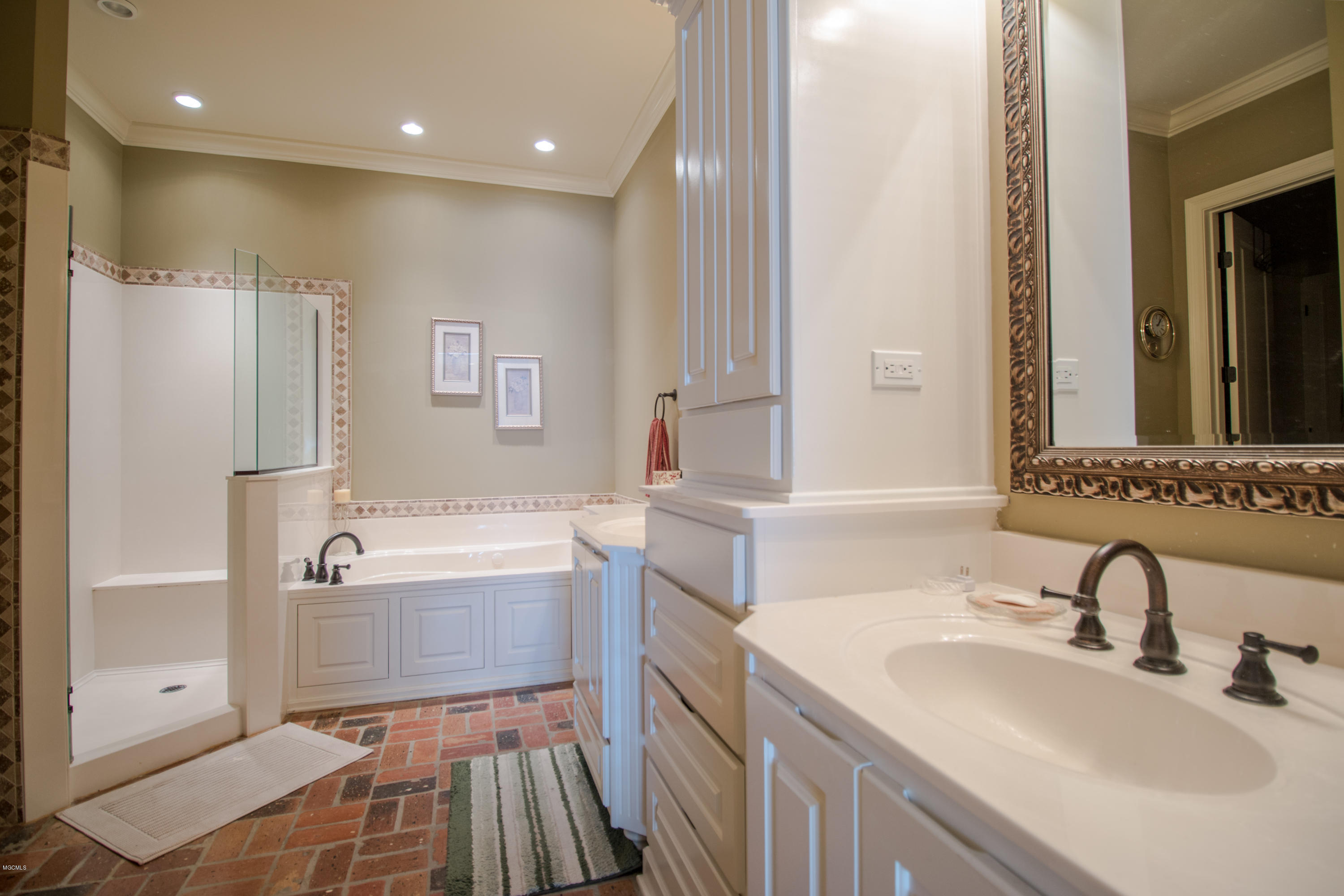 15093 South Swan Road Gulfport, MS 39503 - Photo 14 of 33 15053 S Swan Rd-4