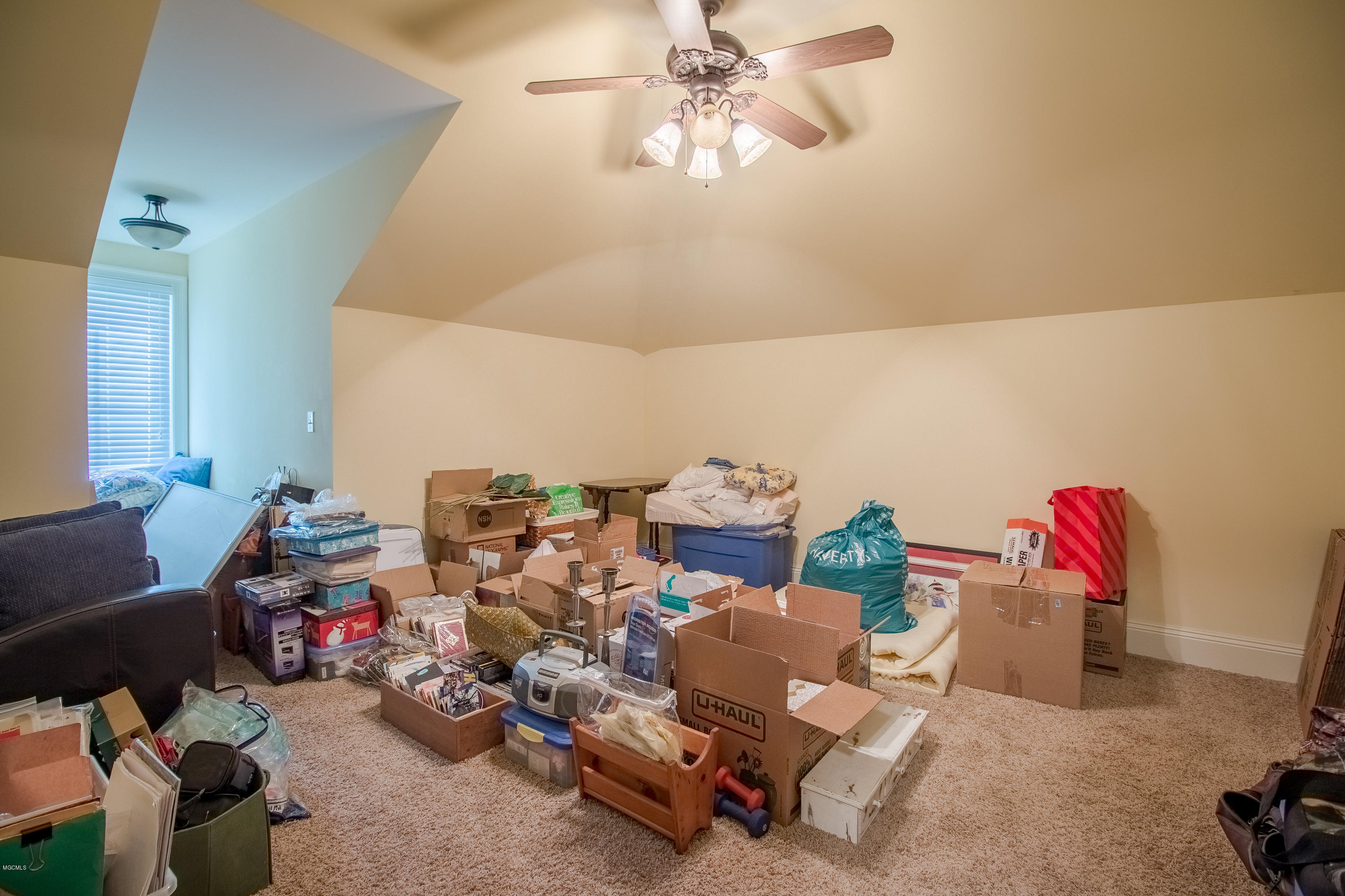 15093 South Swan Road Gulfport, MS 39503 - Photo 18 of 33 15053 S Swan Rd-14