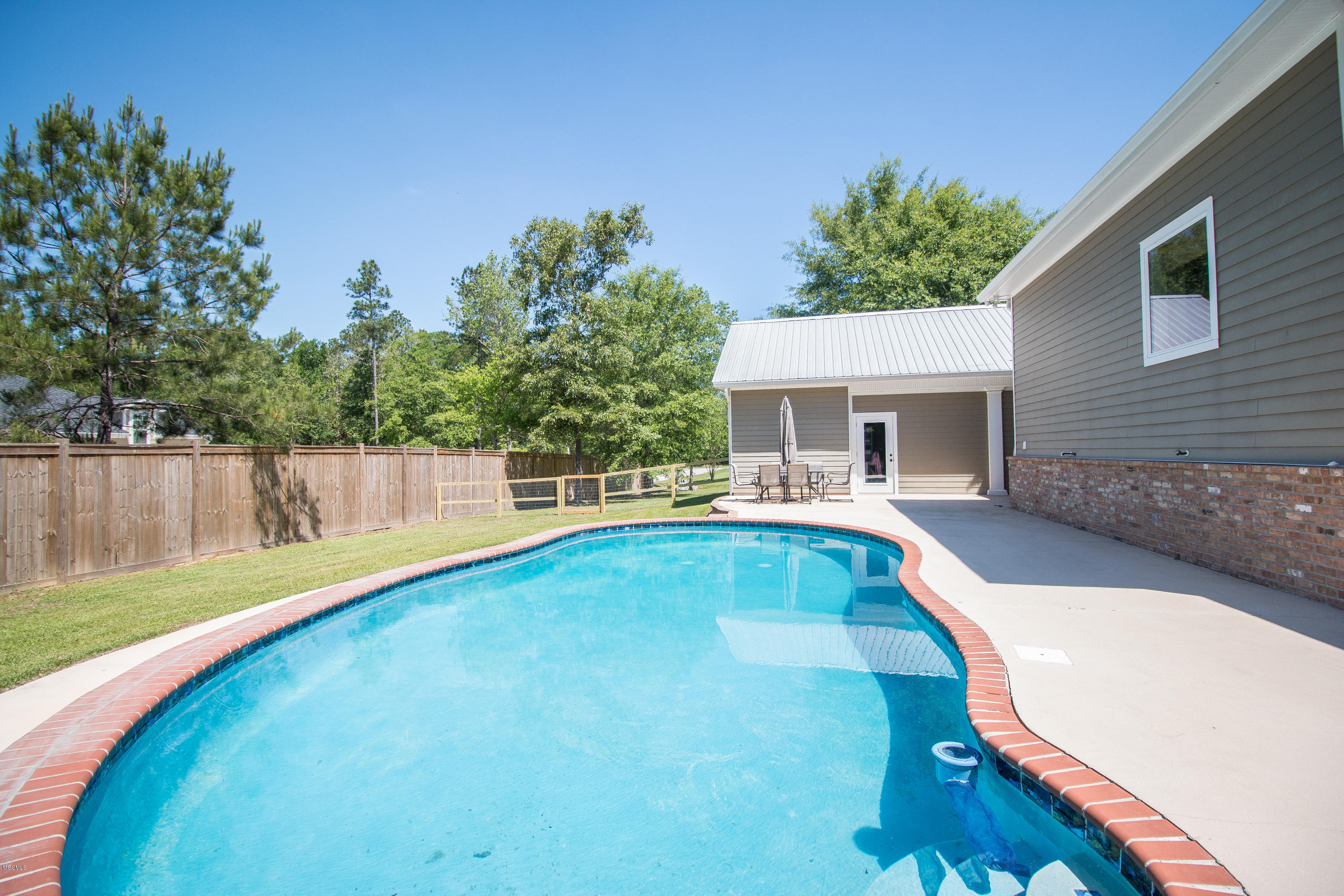 15093 South Swan Road Gulfport, MS 39503 - Photo 23 of 33 15053 S Swan Rd-20