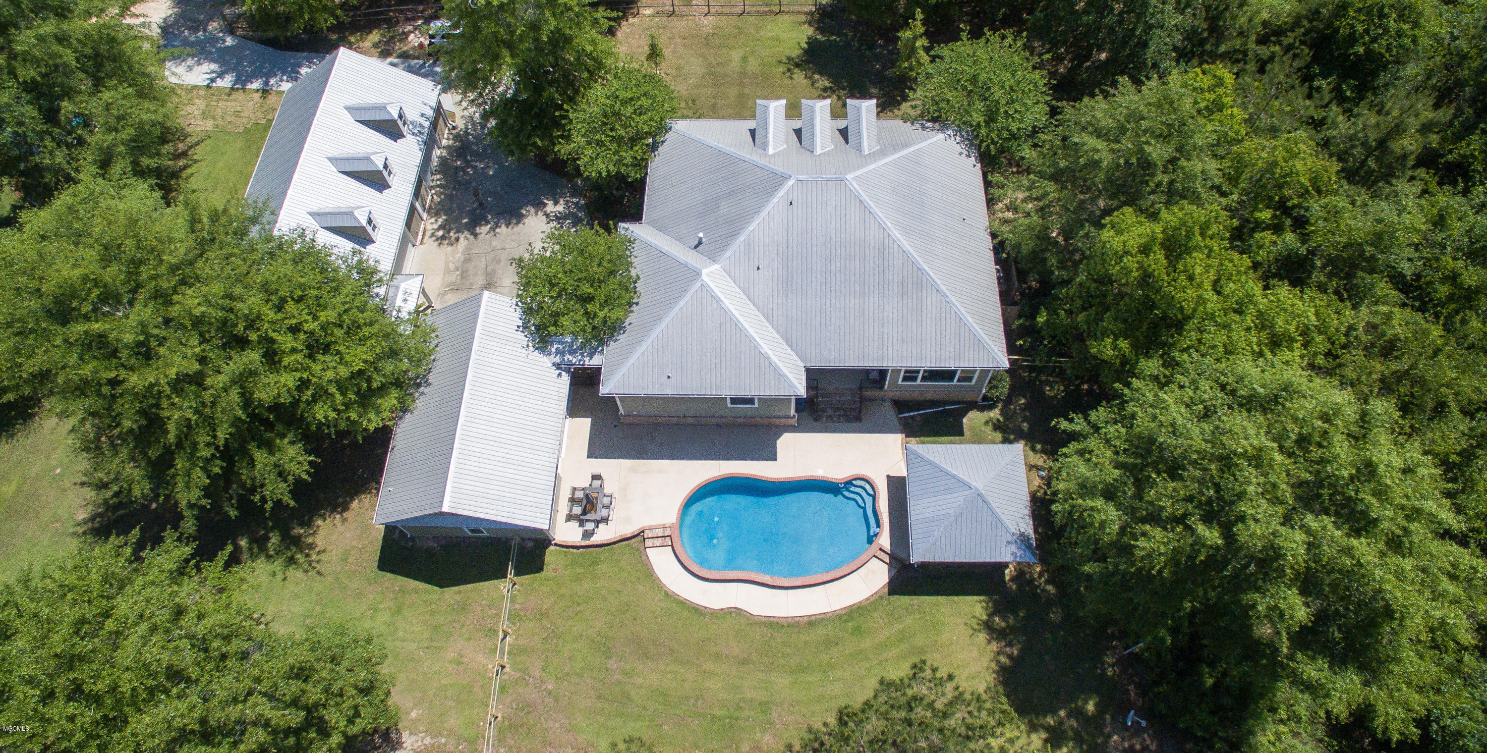 15093 South Swan Road Gulfport, MS 39503 - Photo 33 of 33 15053 S Swan Rd-31