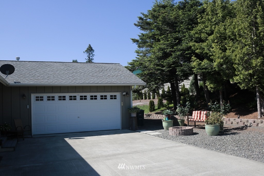 8125 Chehalis Road Blaine, WA 98230 - Photo 5 of 15 Gallery Image 5