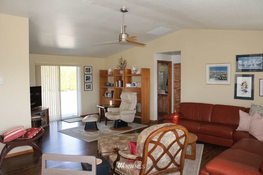 8125 Chehalis Road Blaine, WA 98230 - Photo 7 of 15 Gallery Image 7