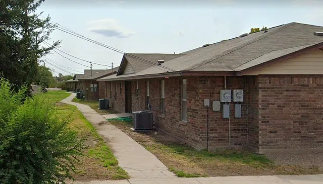 $490 | 900 Harmon Avenue, Presidio, TX 79845