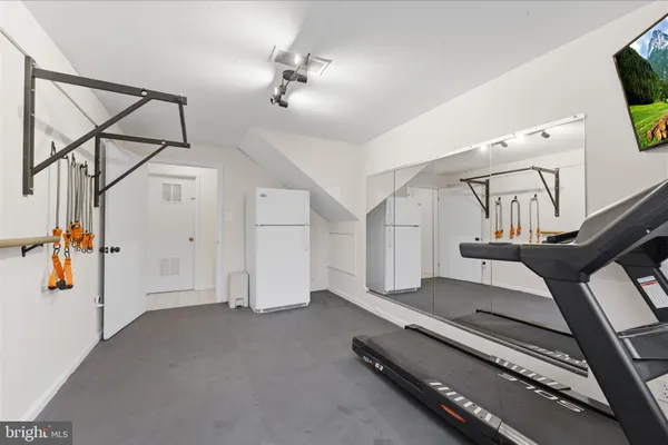 $819,000 | 3804 Richardson Place, Fairfax, VA 22030