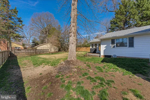 $819,000 | 3804 Richardson Place, Fairfax, VA 22030