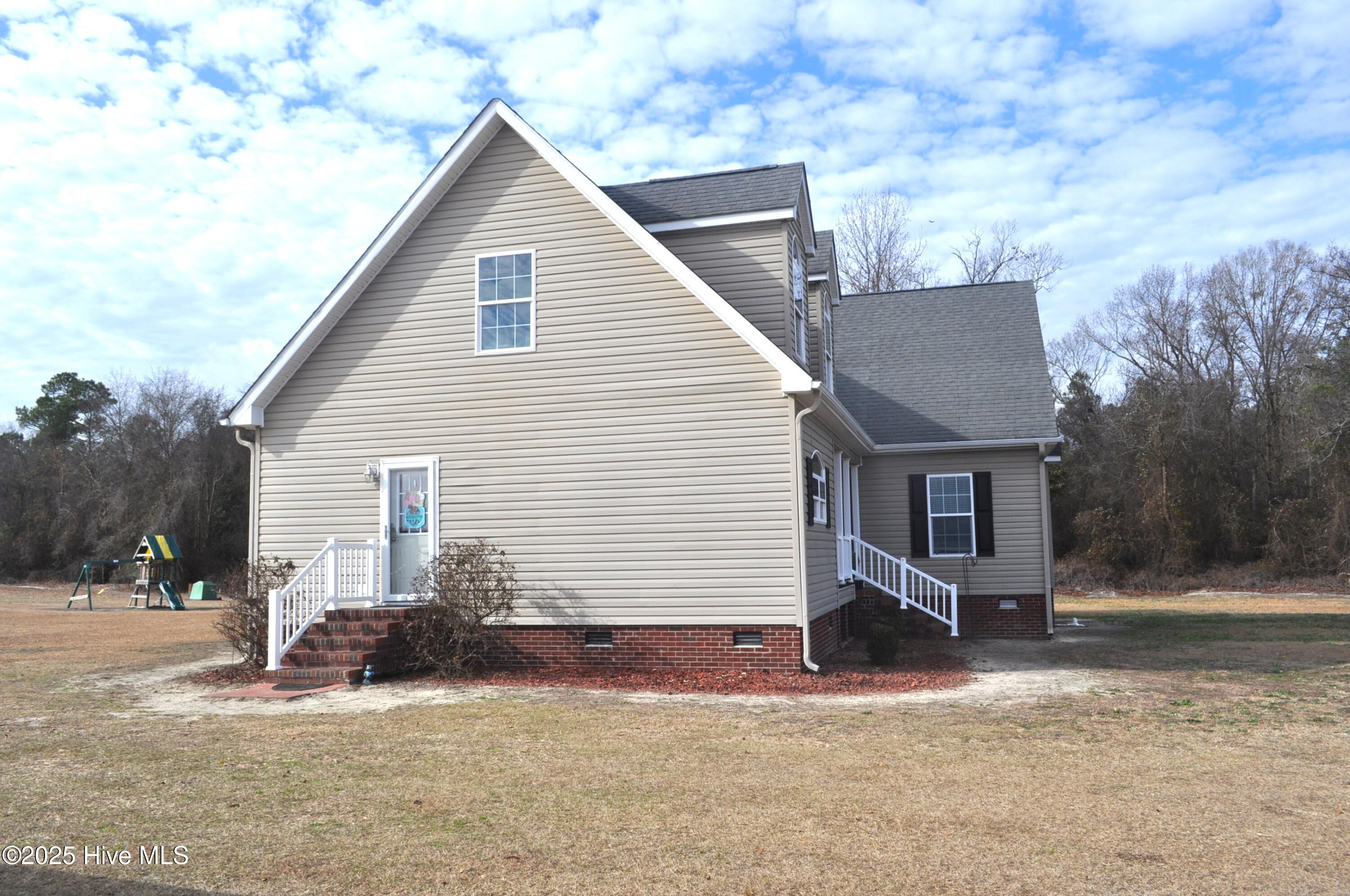 3584 Ozzie Road Clinton, NC 28328 - Photo 5 of 43 DSC_0227
