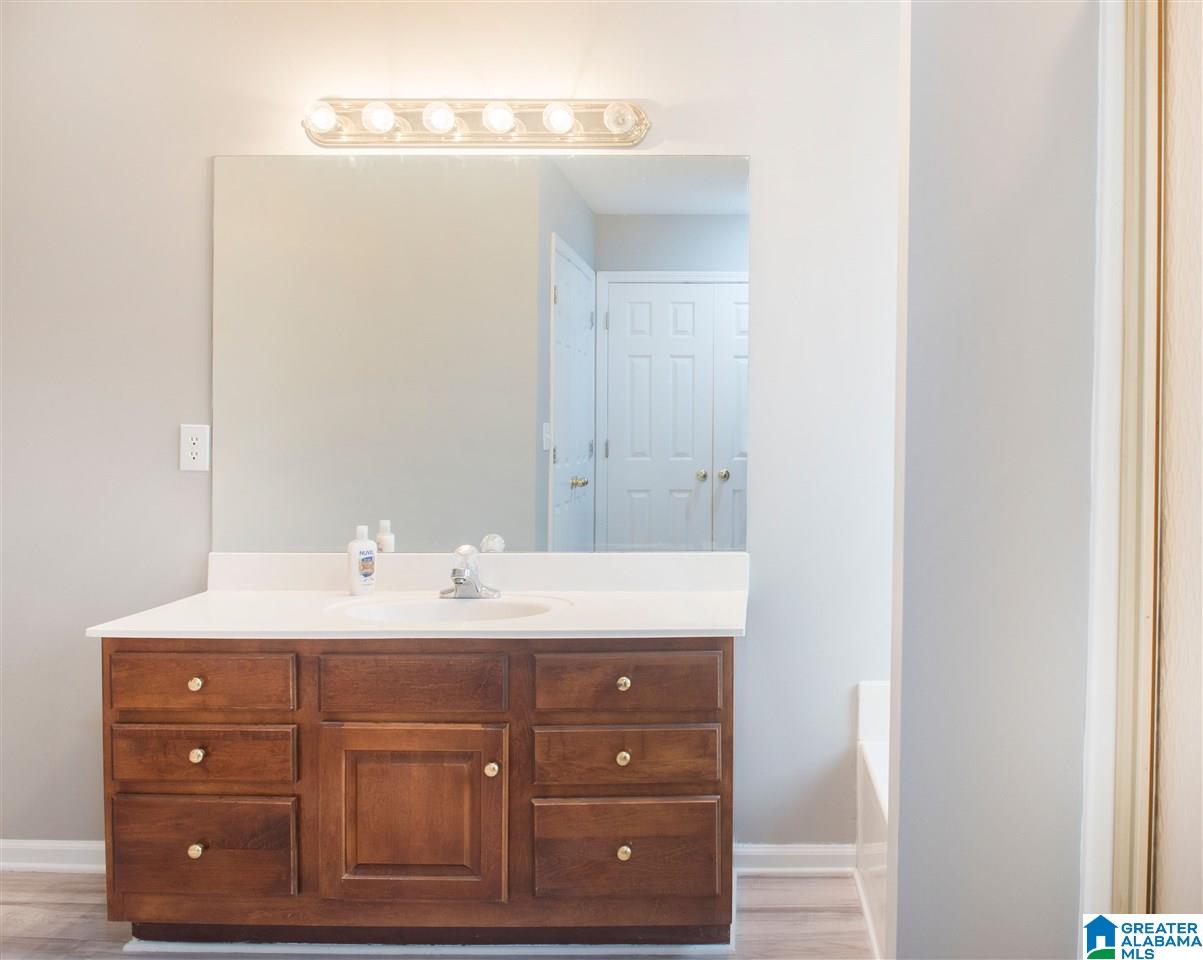 247 Warwick Lane Alabaster, AL 35007 - Photo 13 of 19